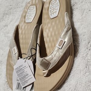 Hey Dude Women's Beige and Cream Sandals